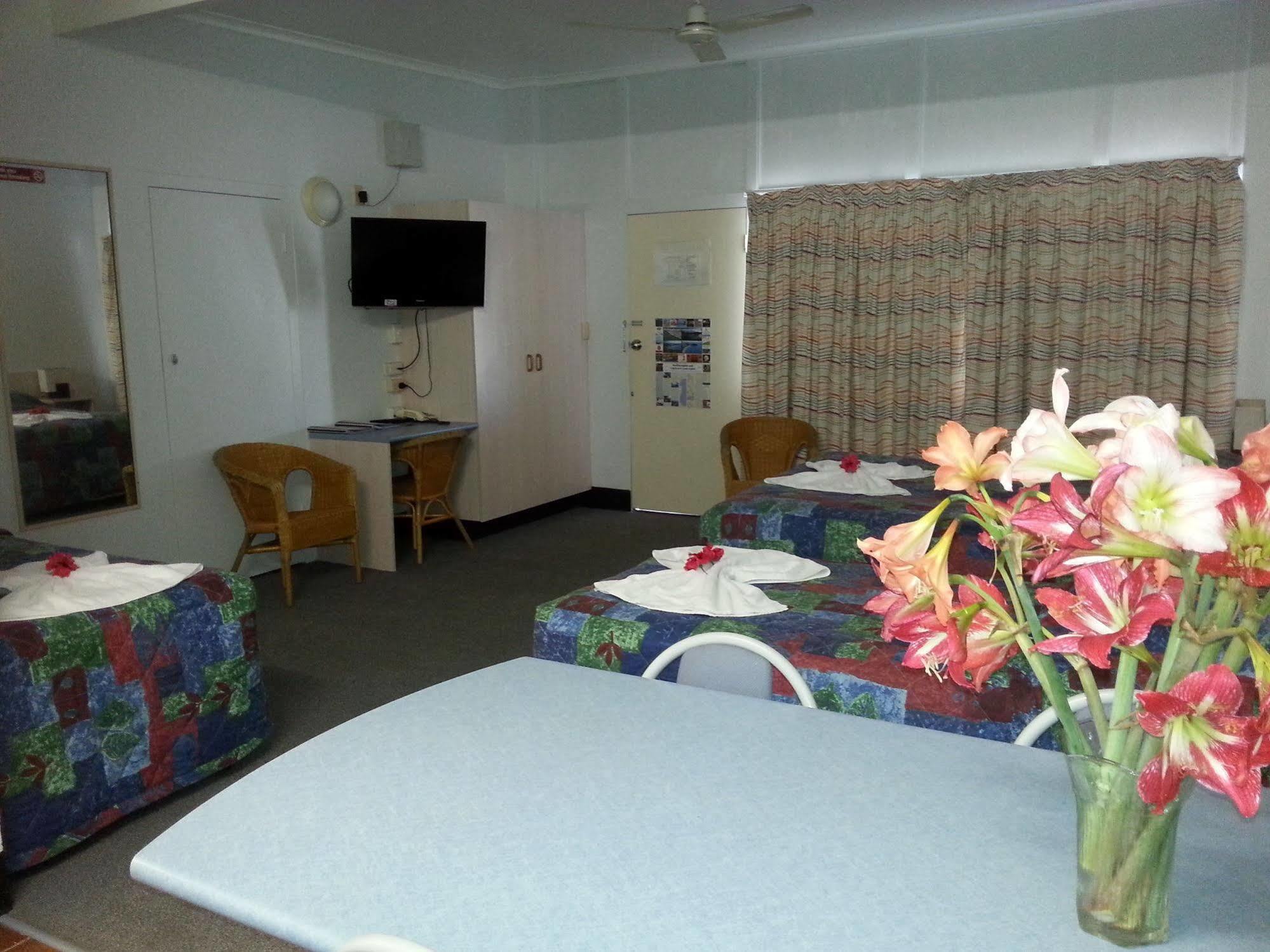 Golden Fountain Motel Rockhampton Kültér fotó